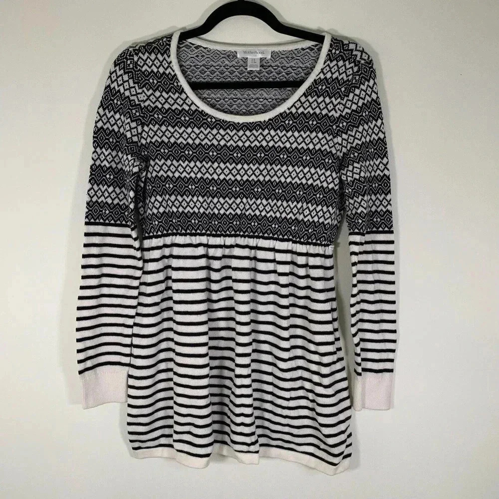 Motherhood Maternity Sweater Women’s Small Black White Striped Sweater